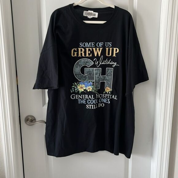 General Hospital Black Graphic T-Shirt with Floral Design 3X NWT - Picture 2 of 8